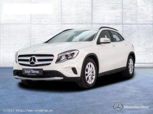 MERCEDES-BENZ GLA 200 CDI STYLE, PARKTRONIC, ATTENTION