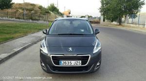 PEUGEOT HDI STYLE 7 PL. ANO  KMS -