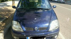 RENAULT Scénic LUXE PRIVILEGE 1.9DCI -03