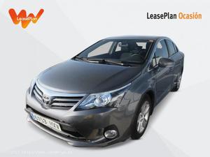 SE VENDE TOYOTA AVENSIS 120D ADVANCE - MADRID - (MADRID)