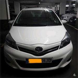 TOYOTA Yaris 100 ACTIVE 5p.