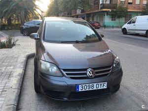 VOLKSWAGEN Golf Plus 1.9 TDI Highline 5p.