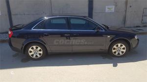 AUDI A4 1.9 TDI 6 velocidades 4p.