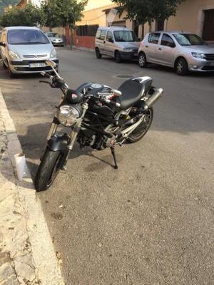 DUCATI MONSTER 