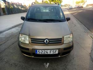 FIAT Panda v Multijet Dynamic -07