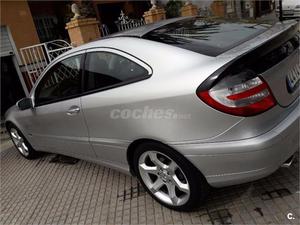 MERCEDES-BENZ Clase C C 180 K Blue Efficiency 4p.