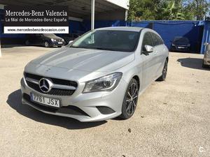 MERCEDES-BENZ Clase CLA CLA 200 d Urban Shooting Brake 5p.