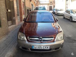 OPEL Vectra Elegance 2.2 DTI 16v 4p.