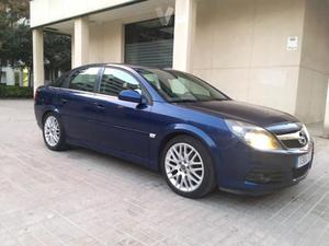 OPEL Vectra Sport 3.0 V6 CDTI -07