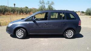 OPEL Zafira Essentia v 5p.