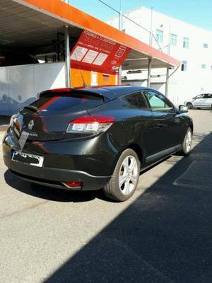 RENAULT Mégane Dynamique v 110cv -09