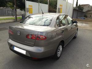 SEAT Cordoba V 75 CV SIGNA 4p.