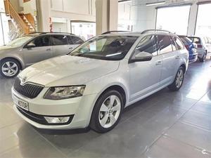 Skoda Octavia Combi 1.6 Tdi Cr 105cv Elegance 5p. -14