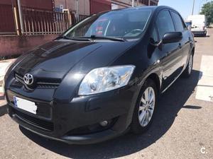 TOYOTA Auris 2.0 D4D Sol 5p.