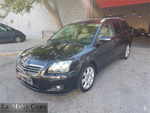 TOYOTA Avensis 2.0 D4D Executive Wagon 5p.