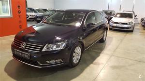 VOLKSWAGEN Passat 2.0 TDI 140 DSG Advance BlueMotion Tech