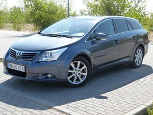 TOYOTA Avensis 2.2 D4D Advance Cross Sport -10