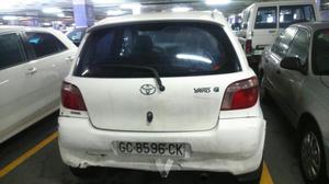 TOYOTA Yaris 1.0 LINEA TERRA -01