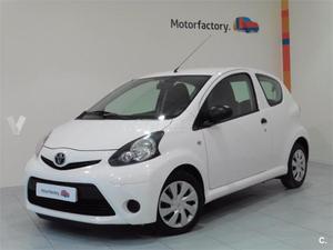 Toyota Aygo 70 Live 3p. -14