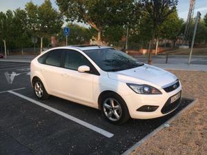 FORD Focus 1.6 Trend Auto -08