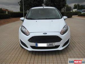 Ford fiesta 1.5tdci 75cv '15 de segunda mano