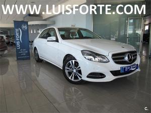 MERCEDES-BENZ Clase E E 220 CDI AVANTGARDE 4p.