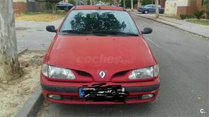 RENAULT Megane CLASSIC ALIZE 1.6E 4p.