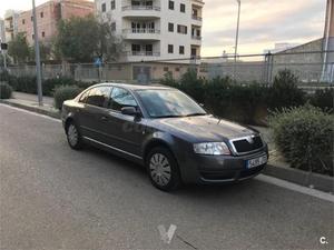 Skoda Superb 2.0 Tdi Dpf Comfort 4p. -06