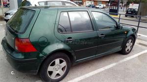 VOLKSWAGEN Golf 1.9 TDI CONCEPTLINE 5p.