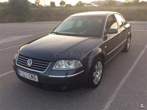 VOLKSWAGEN Passat 1.9 TDi Highline 130CV 4p.