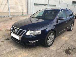 VOLKSWAGEN Passat Variant 2.0 TDI 140cv DPF Highline 5p.