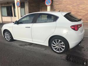 ALFA ROMEO Giulietta 1.6 JTDmcv Distinctive 5p.