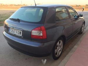 AUDI A3 1.6 AMBIENTE -00