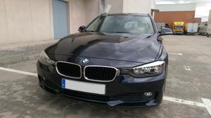 BMW Serie d Essential Edition Touring -13