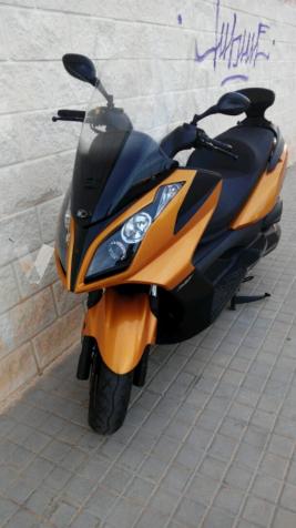 KYMCO Super Dink 300I ABS (modelo actual) -15