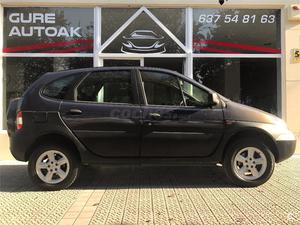 RENAULT Megane SCENIC RX4 EXPRESSION 1.9 DCI 5p.