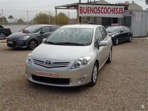 TOYOTA Auris 90D Active 5p.