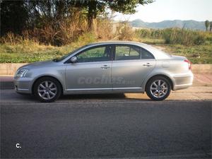 TOYOTA Avensis 2.0 VVTi SOL 4p.