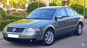 VOLKSWAGEN Passat 1.9 TDi Highline 130CV 4p.