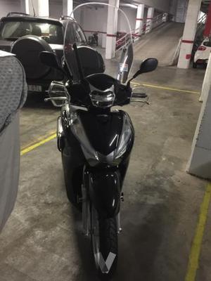 HONDA SCOOPY SH300i TopBox (modelo actual) -16