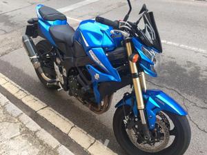 SUZUKI GSR 750 (modelo actual) -16