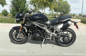 TRIUMPH SPEED TRIPLE (modelo actual) -16