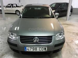 Volkswagen Passat 1.9 Tdi Comfortline 100cv 4p. -03