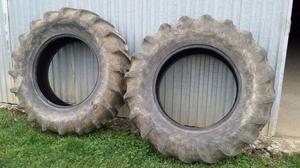 2 neumáticos tractor firestone