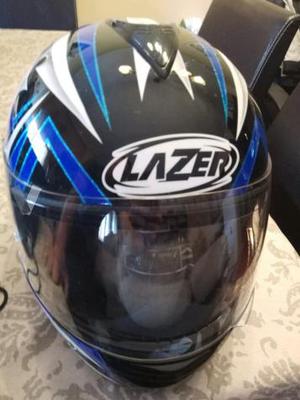 CASCO LAZER con regalos.