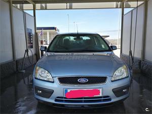 FORD Focus 1.6 GHIA 5p.