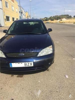 Ford Mondeo 2.0 Tdci Ghia 5p. -02