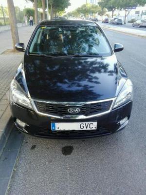 KIA cee'd 1.6 CRDi 90cv Drive -10