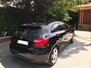 MERCEDES-BENZ Clase A A 180 CDI BlueEFFICIENCY DCT Urban -12