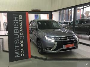 MITSUBISHI Outlander 2.0 PHEV Kaiteki Auto 4WD 5p.